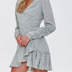 Forever 21 Sage Green Floral Flounce Dress Size Medium